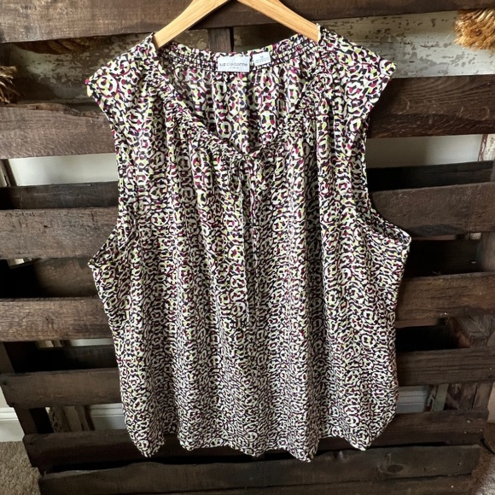 🟤LIZ CLAIBORNE Sleeveless Blouse in Lime/Burgundy/Black Print 3X